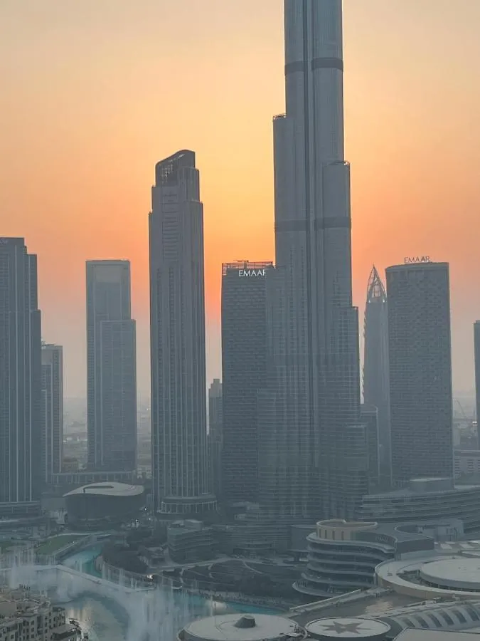 Burj Khalifa Downtown Fountain Apartment Dubai United Arab Emirates